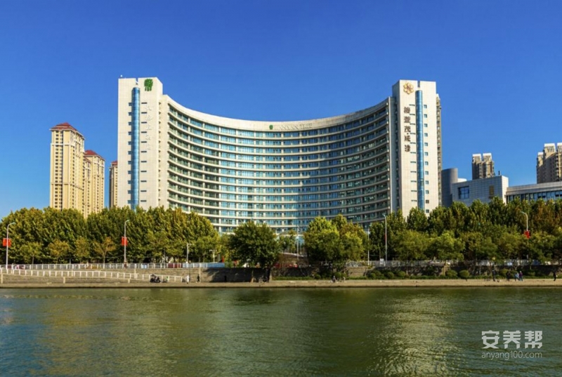 椿萱茂•璟湾长者社区
