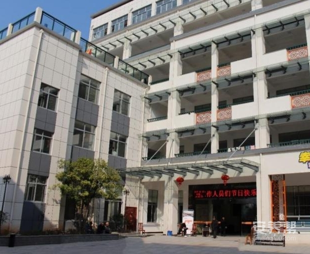 光大百龄帮·康馨家园长者养护中心