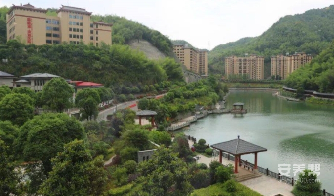 麓林湖养生公馆