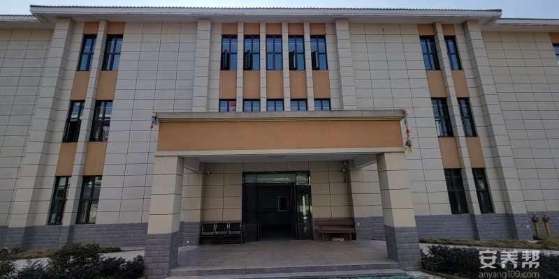 黄陂区三里桥公立养老院