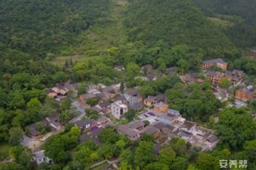 纳具和园康养小镇