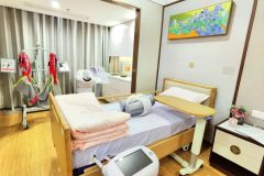 上海文逸护理院/上海人寿堂文逸护理院 （ai写的时候不要出现东湖集团）